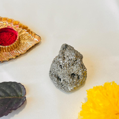 ๐ Raw Natural Pyrite Stone (Original & Authentic - 80โ120 GM) Cluster + ๐ Mysterious Gift