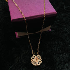 SHINY CLOVER NECKLACE™ + Mysterious🎁Gift