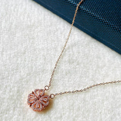 SHINY CLOVER NECKLACE™ + Mysterious🎁Gift